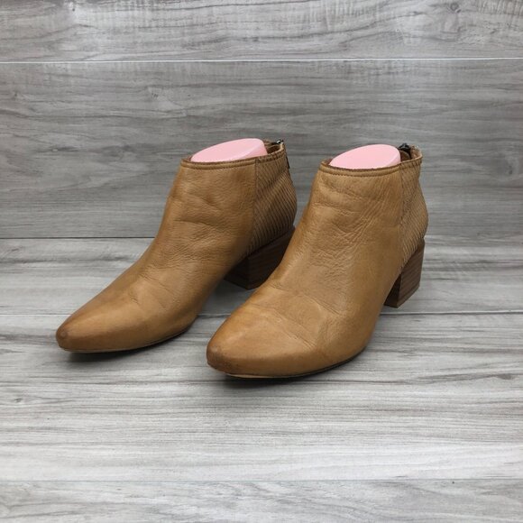 Silent D Anthropologie Ankle Boots Women's EU 39 Brown Leather Back Zip Booties - Picture 3 of 12